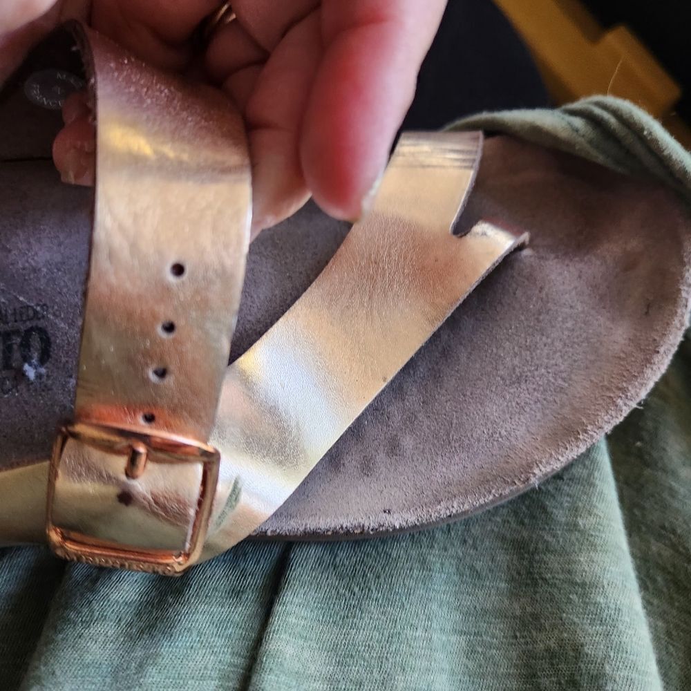 Mephistoāgoldāslideāonāsandals - Picture 5 of 7
